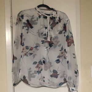 White House Black Market long sleeve floral blouse